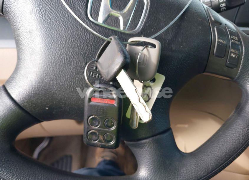 Photo 11 of 2005 Honda Odyssey EX-L (VIN 5FNRL38735B085233)