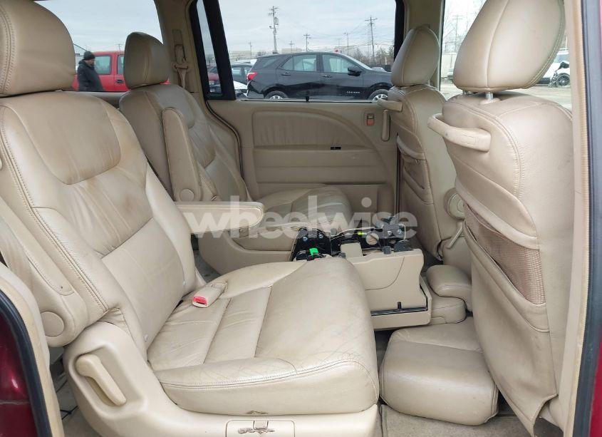 Photo 8 of 2005 Honda Odyssey EX-L (VIN 5FNRL38735B106839)