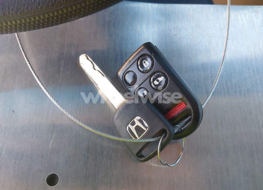 Photo 11 of 2005 Honda Odyssey EX-L (VIN 5FNRL38735B112155)