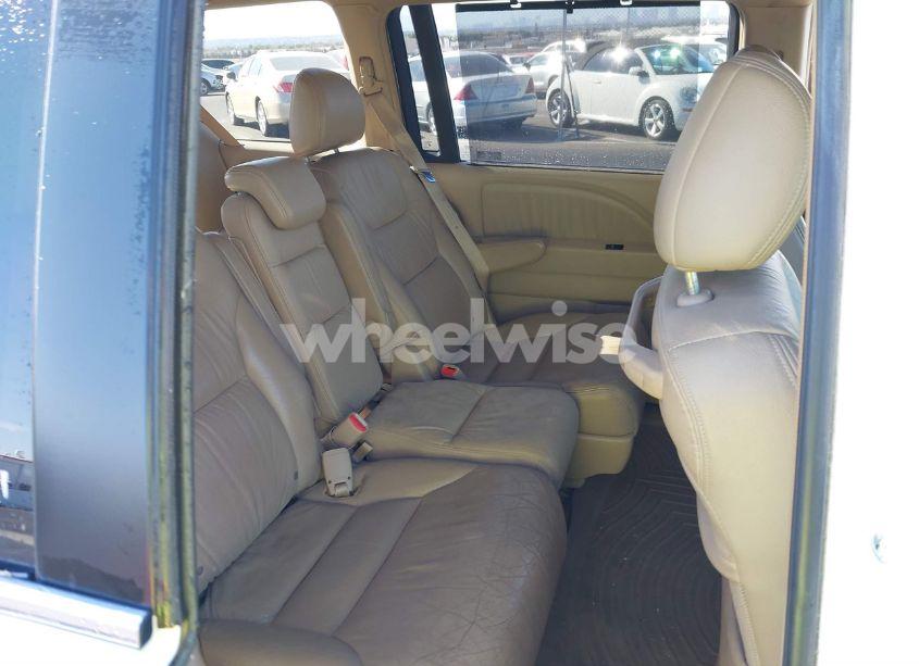 Photo 8 of 2005 Honda Odyssey EX-L (VIN 5FNRL38735B112155)