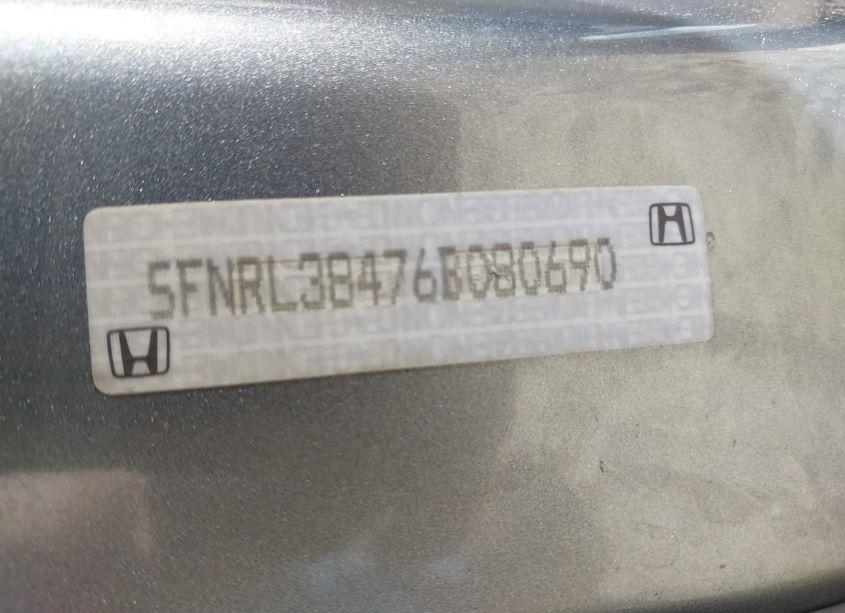 Photo 9 of 2005 Honda Odyssey EX-L (VIN 5FNRL38735B132177)