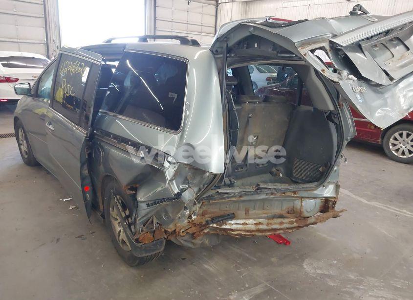 Photo 3 of 2006 Honda Odyssey EX-L (VIN 5FNRL38736B025051)