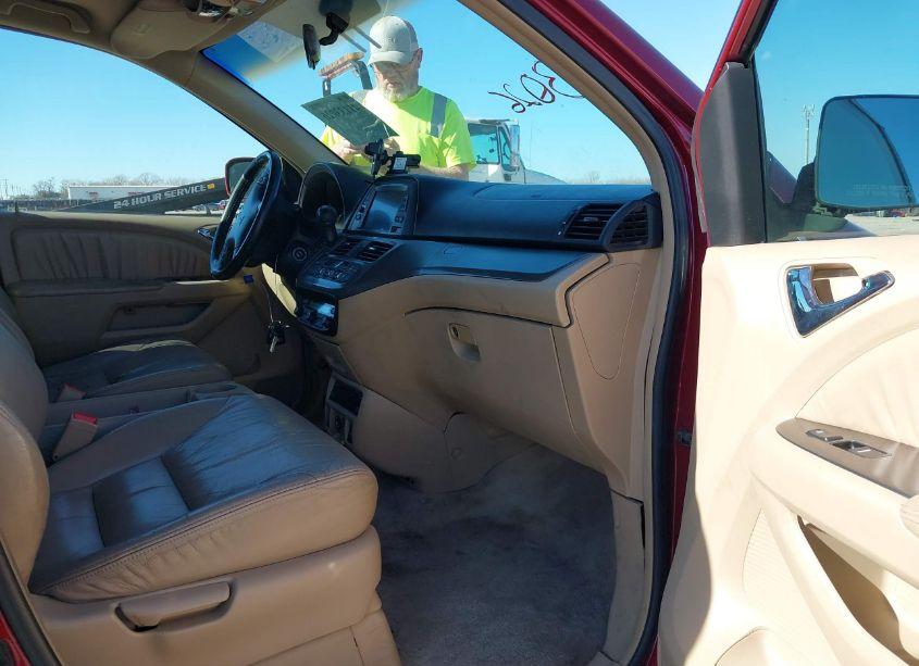 Photo 5 of 2006 Honda Odyssey EX-L (VIN 5FNRL38736B030685)