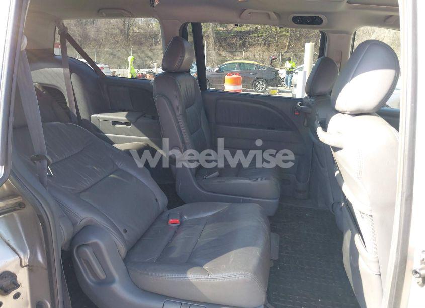 Photo 8 of 2006 Honda Odyssey EX-L (VIN 5FNRL38736B031965)