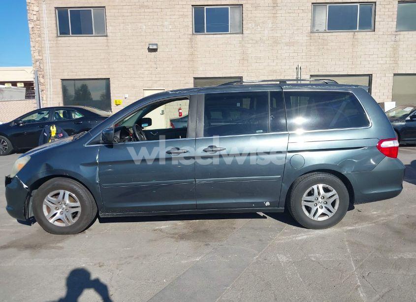 Photo 14 of 2006 Honda Odyssey EX-L (VIN 5FNRL38736B055537)