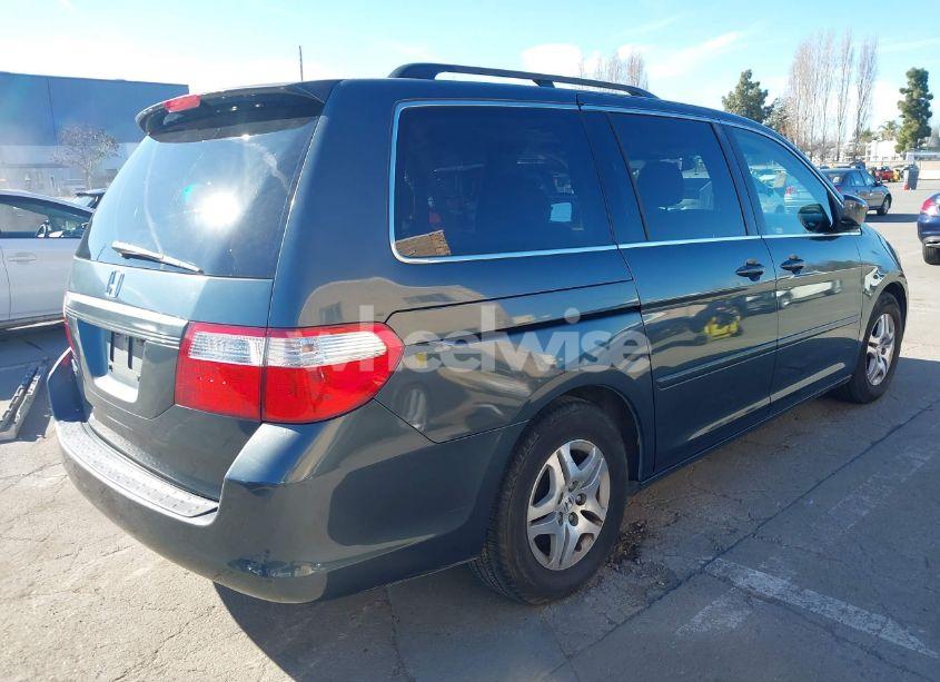Photo 4 of 2006 Honda Odyssey EX-L (VIN 5FNRL38736B055537)