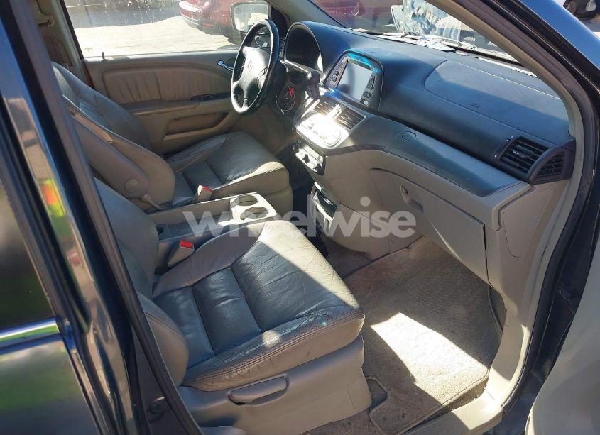 Photo 5 of 2006 Honda Odyssey EX-L (VIN 5FNRL38736B055537)