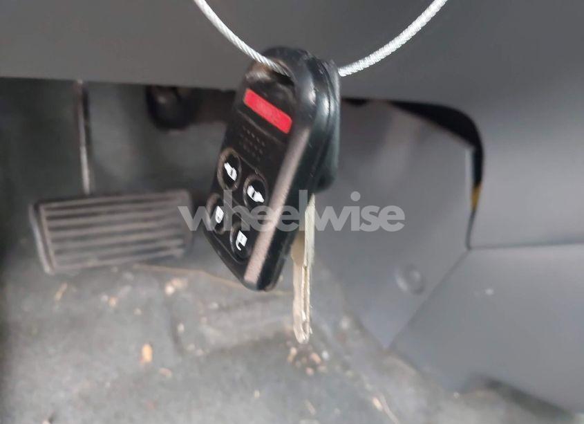 Photo 11 of 2006 Honda Odyssey EX-L (VIN 5FNRL38736B413817)