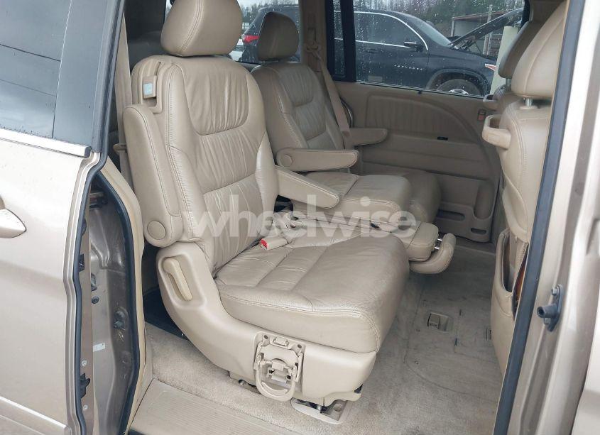 Photo 8 of 2006 Honda Odyssey EX-L (VIN 5FNRL38736B416474)