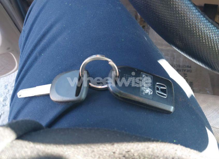 Photo 11 of 2006 Honda Odyssey EX-L (VIN 5FNRL38736B436613)