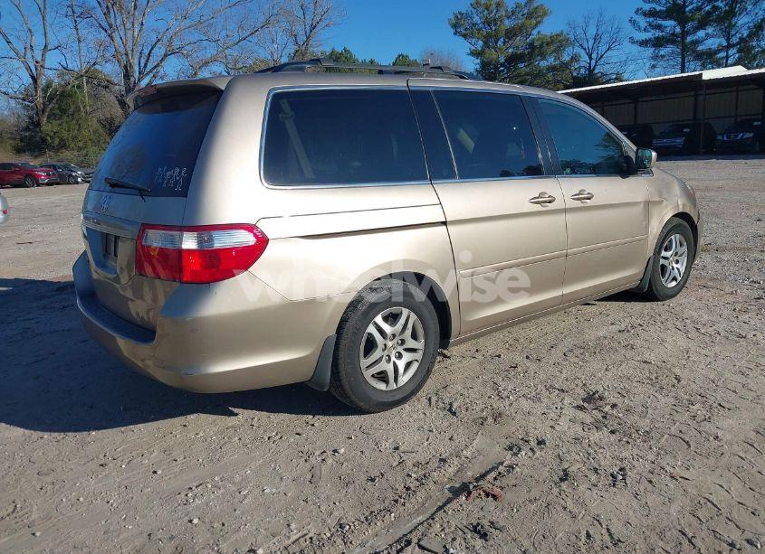 Photo 4 of 2006 Honda Odyssey EX-L (VIN 5FNRL38736B436613)