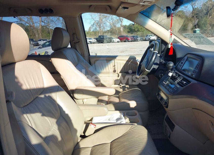 Photo 5 of 2006 Honda Odyssey EX-L (VIN 5FNRL38736B436613)