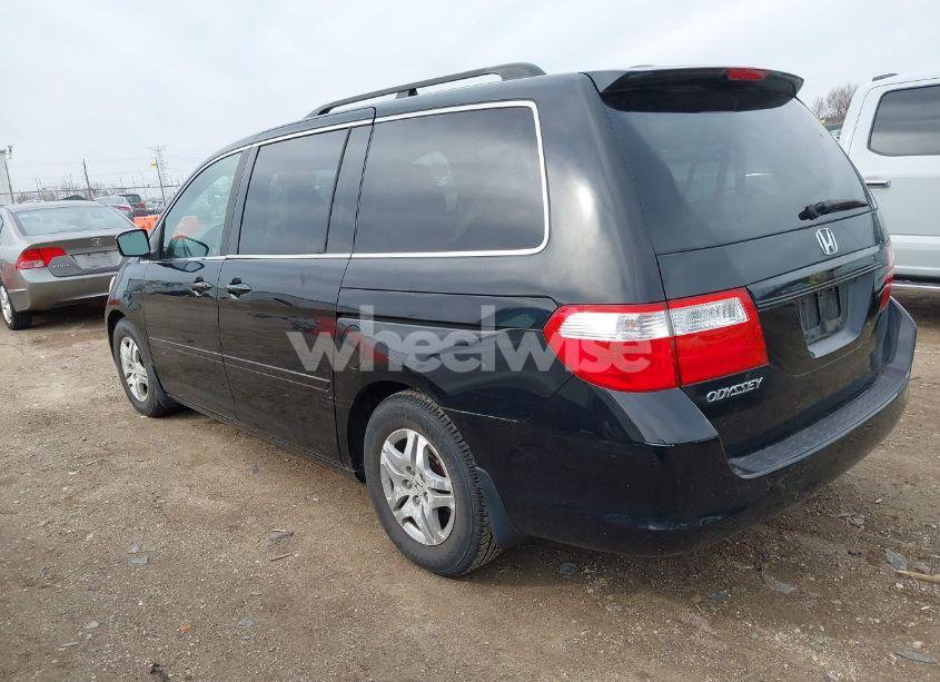 Photo 3 of 2007 Honda Odyssey EX-L (VIN 5FNRL38737B050887)