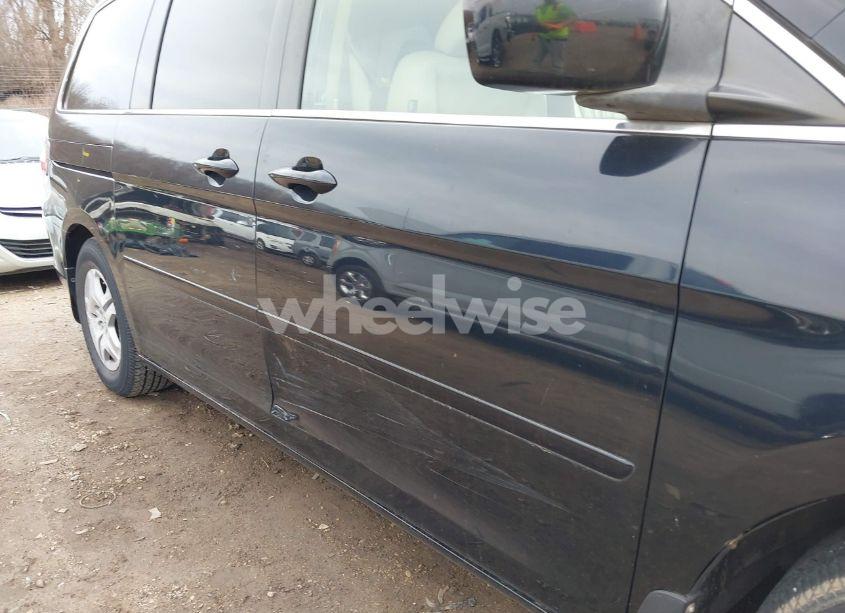 Photo 6 of 2007 Honda Odyssey EX-L (VIN 5FNRL38737B050887)