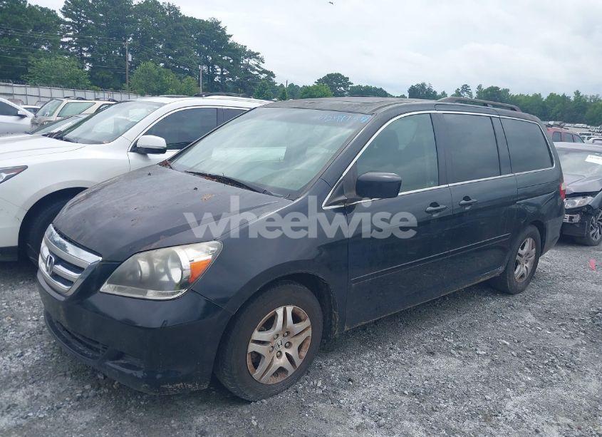 Photo 2 of 2007 Honda Odyssey EX-L (VIN 5FNRL38737B056463)