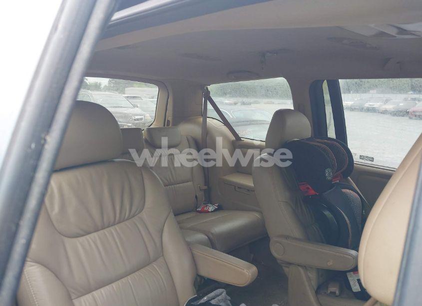 Photo 8 of 2007 Honda Odyssey EX-L (VIN 5FNRL38737B056463)