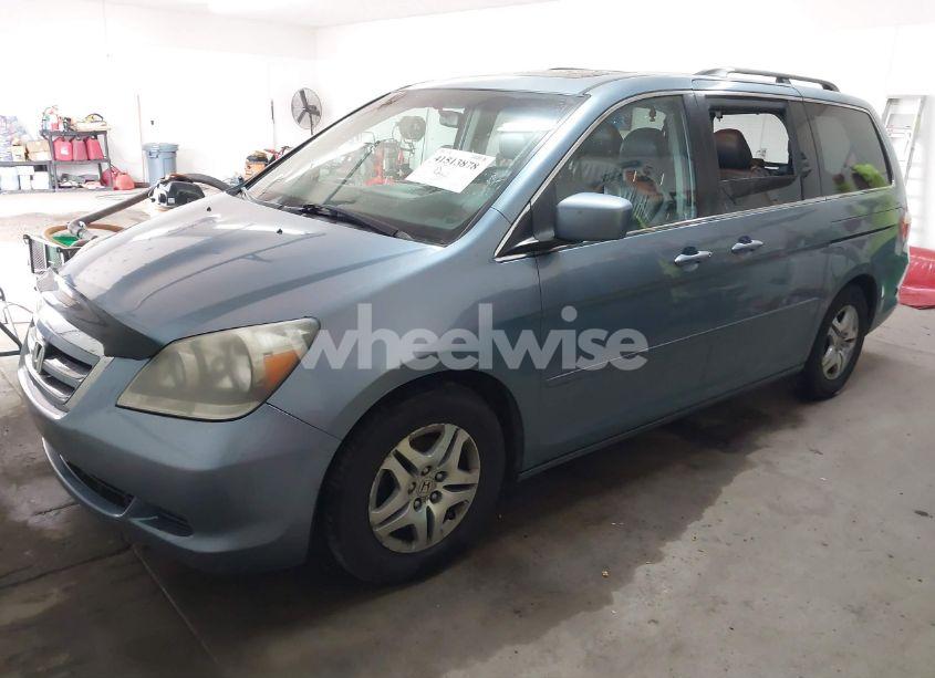 Photo 2 of 2007 Honda Odyssey EX-L (VIN 5FNRL38737B079533)