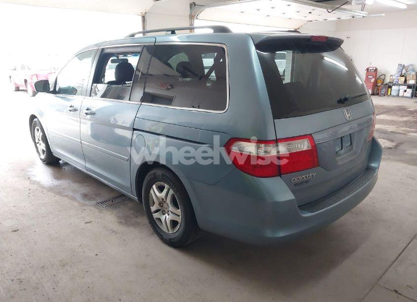Photo 3 of 2007 Honda Odyssey EX-L (VIN 5FNRL38737B079533)
