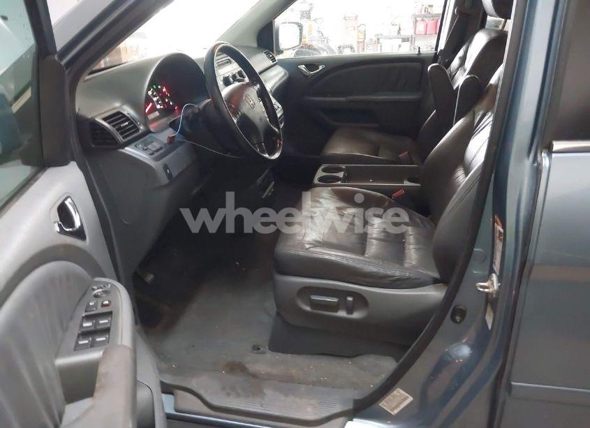 Photo 5 of 2007 Honda Odyssey EX-L (VIN 5FNRL38737B079533)