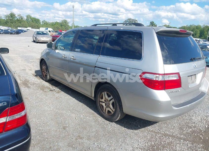 Photo 3 of 2007 Honda Odyssey EX-L (VIN 5FNRL38737B124681)