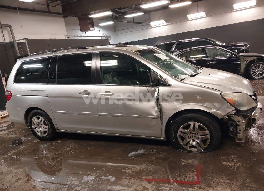 Photo 14 of 2007 Honda Odyssey EX-L (VIN 5FNRL38737B126186)