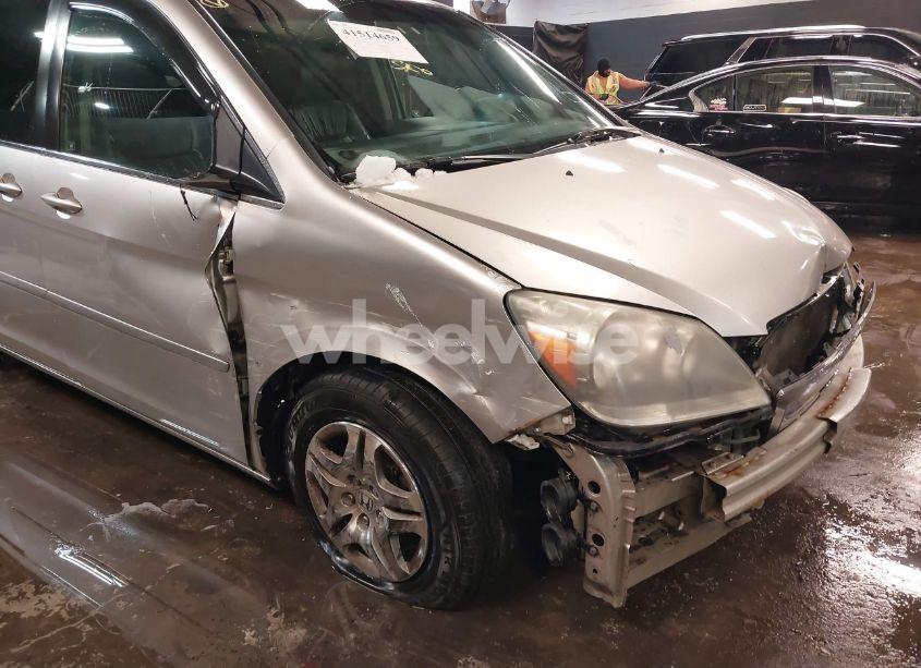 Photo 18 of 2007 Honda Odyssey EX-L (VIN 5FNRL38737B126186)