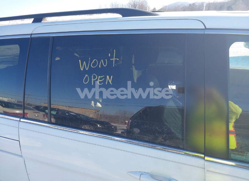 Photo 14 of 2007 Honda Odyssey EX-L (VIN 5FNRL38737B443174)