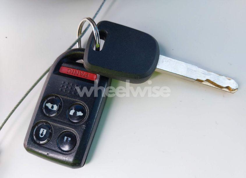 Photo 11 of 2005 Honda Odyssey EX-L (VIN 5FNRL38745B094278)