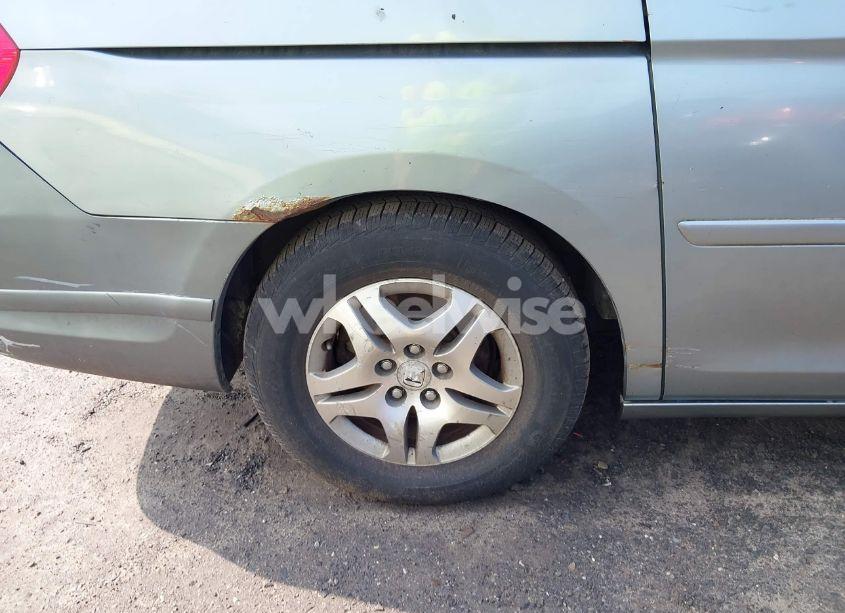 Photo 12 of 2005 Honda Odyssey EX-L (VIN 5FNRL38745B094278)