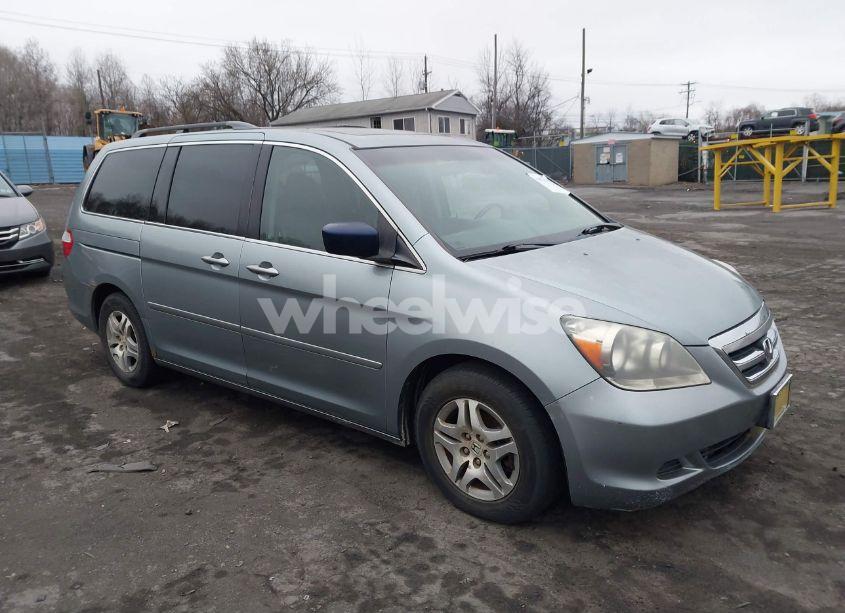 2006 Honda Odyssey EX-L (VIN 5FNRL38746B000868) main photo