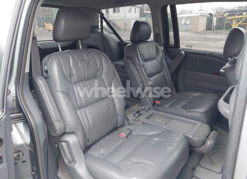 Photo 8 of 2006 Honda Odyssey EX-L (VIN 5FNRL38746B000868)