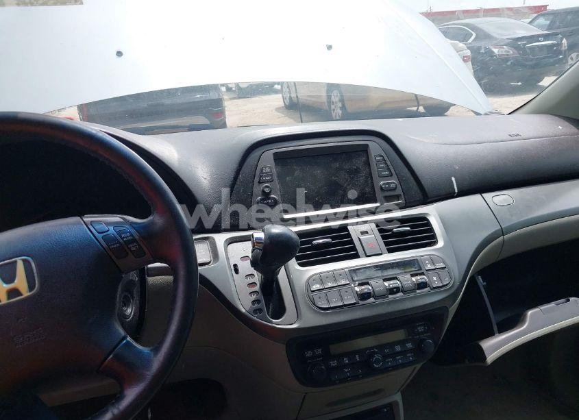 Photo 12 of 2006 Honda Odyssey EX-L (VIN 5FNRL38746B017069)