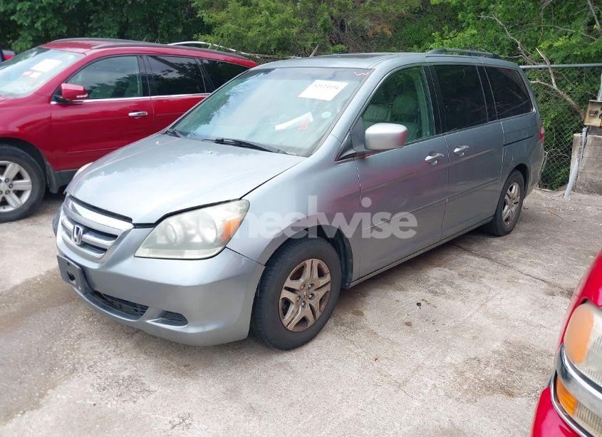 Photo 2 of 2006 Honda Odyssey EX-L (VIN 5FNRL38746B017069)