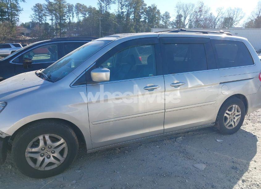 Photo 14 of 2006 Honda Odyssey EX-L (VIN 5FNRL38746B026449)