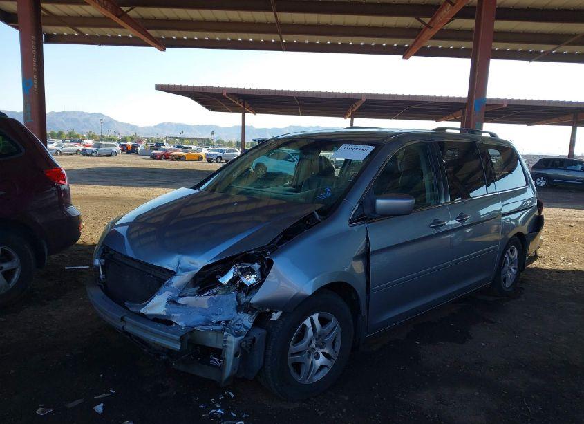 Photo 2 of 2006 Honda Odyssey EX-L (VIN 5FNRL38746B051822)