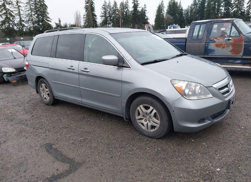 2006 Honda Odyssey EX-L (VIN 5FNRL38746B065963) main photo