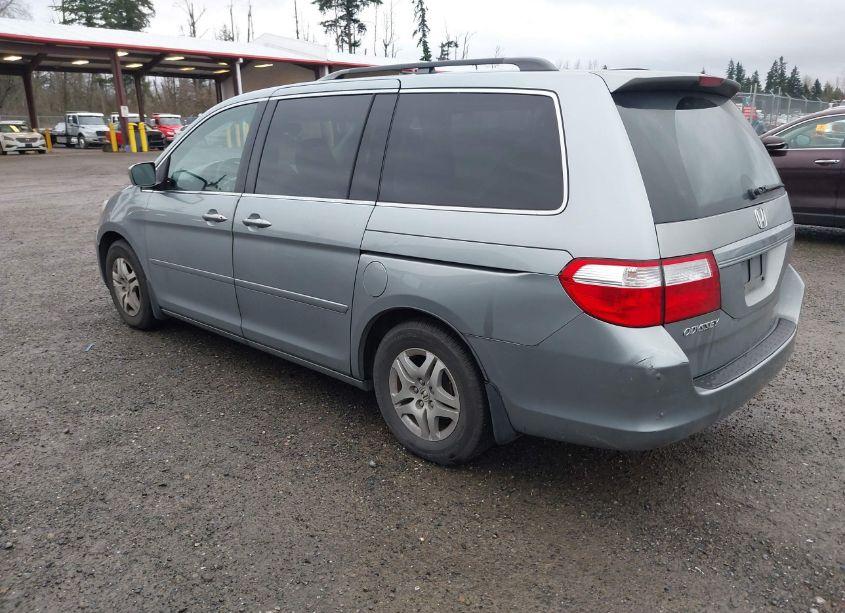 Photo 3 of 2006 Honda Odyssey EX-L (VIN 5FNRL38746B065963)