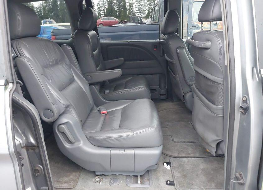 Photo 8 of 2006 Honda Odyssey EX-L (VIN 5FNRL38746B065963)