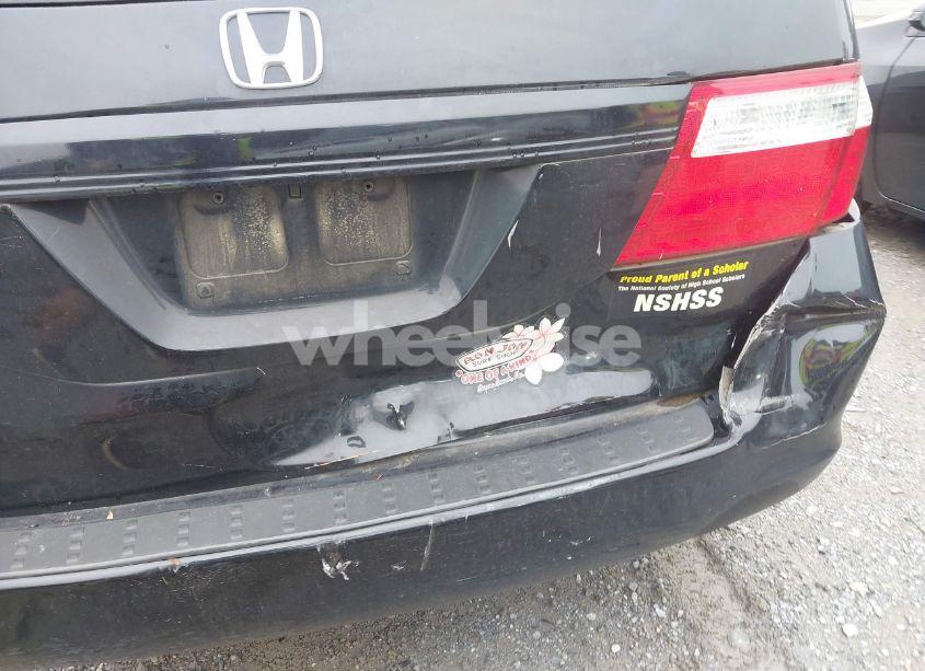 Photo 6 of 2006 Honda Odyssey EX-L (VIN 5FNRL38746B083881)