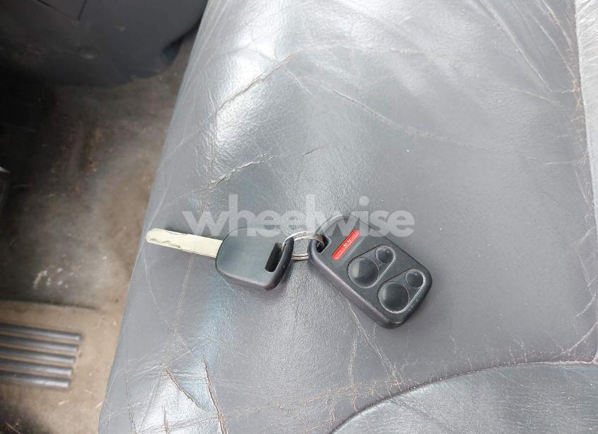 Photo 11 of 2006 Honda Odyssey EX-L (VIN 5FNRL38746B102767)