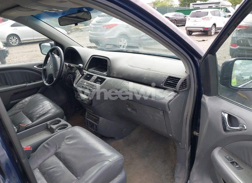 Photo 5 of 2006 Honda Odyssey EX-L (VIN 5FNRL38746B102767)