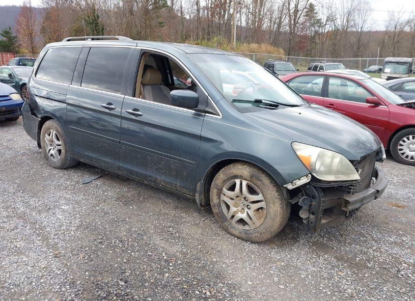 2006 Honda Odyssey EX-L (VIN 5FNRL38746B413163) main photo