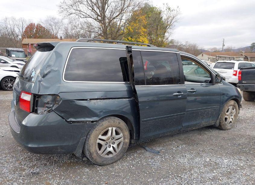 Photo 6 of 2006 Honda Odyssey EX-L (VIN 5FNRL38746B413163)