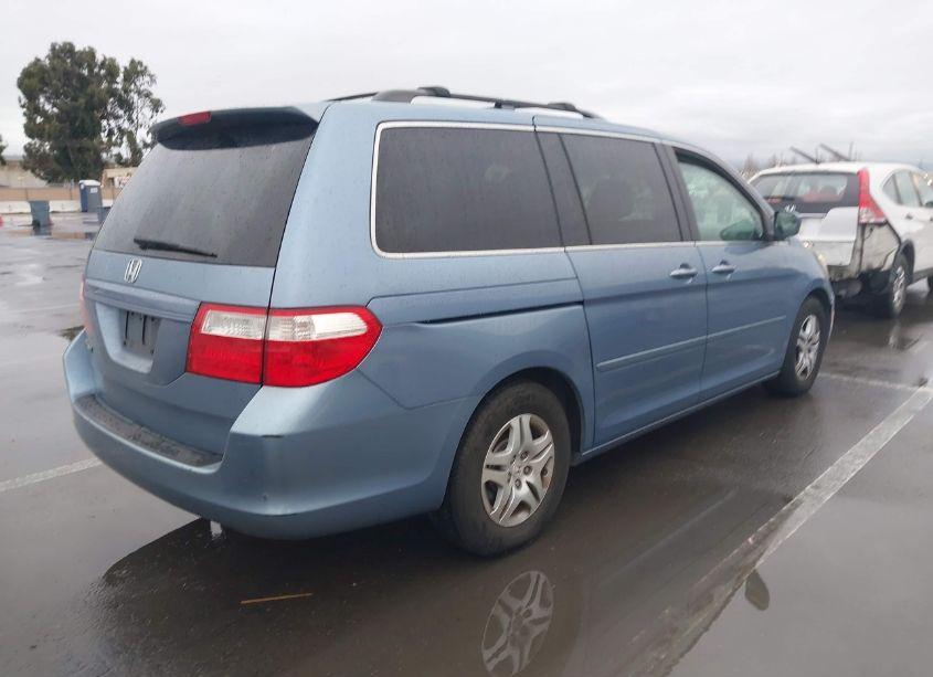 Photo 4 of 2007 Honda Odyssey EX-L (VIN 5FNRL38747B023679)
