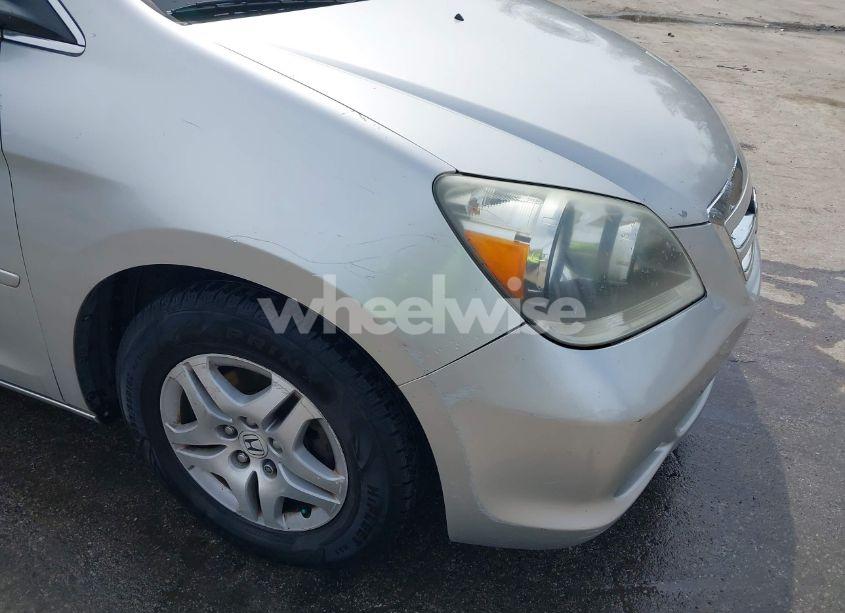 Photo 18 of 2007 Honda Odyssey EX-L (VIN 5FNRL38747B094039)