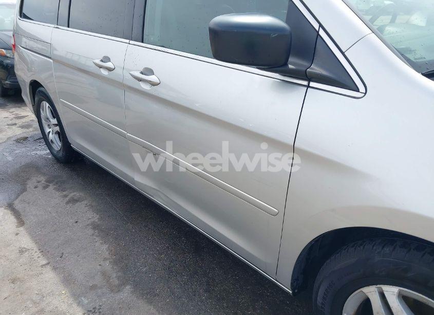 Photo 19 of 2007 Honda Odyssey EX-L (VIN 5FNRL38747B094039)