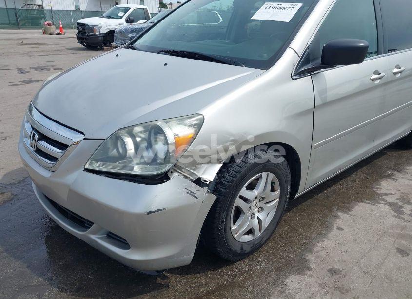 Photo 6 of 2007 Honda Odyssey EX-L (VIN 5FNRL38747B094039)