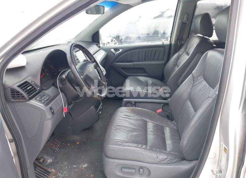 Photo 5 of 2007 Honda Odyssey EX-L (VIN 5FNRL38747B097877)