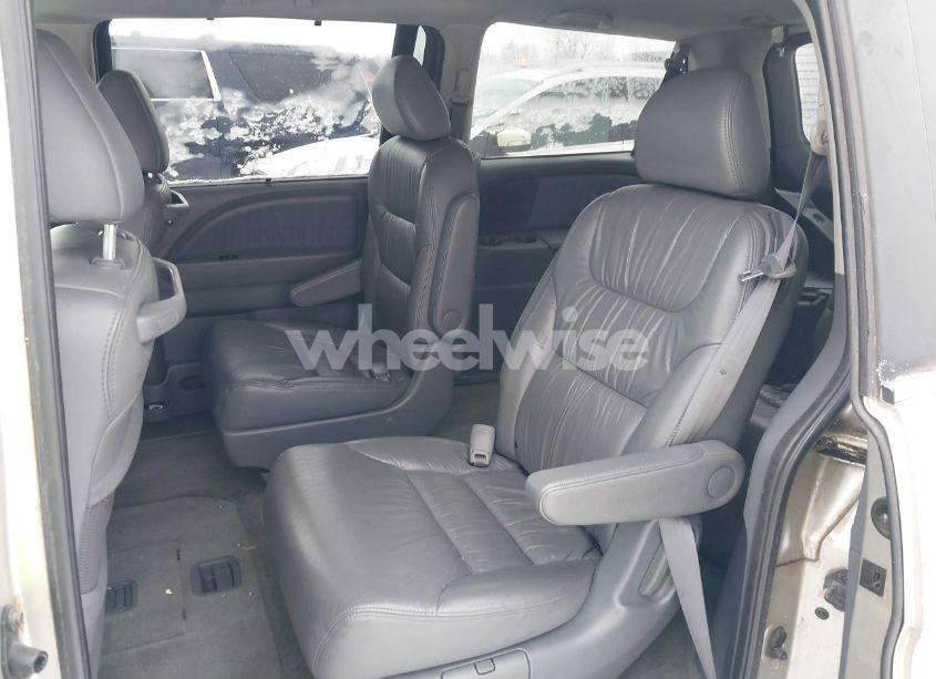 Photo 8 of 2007 Honda Odyssey EX-L (VIN 5FNRL38747B097877)