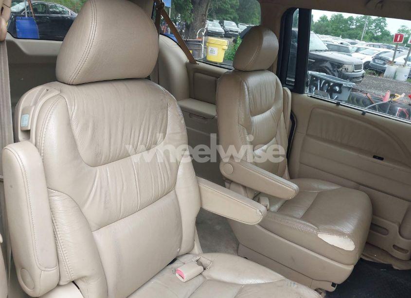 Photo 8 of 2007 Honda Odyssey EX-L (VIN 5FNRL38747B407963)